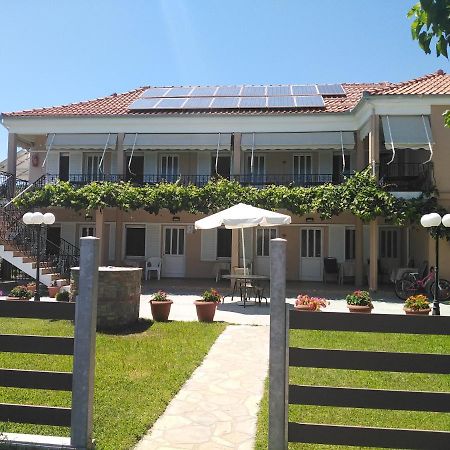 Velika Beach Rooms Kültér fotó